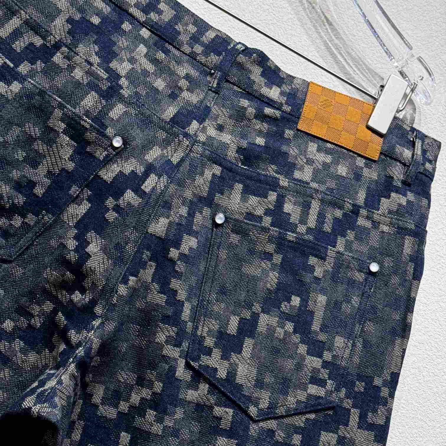 Louis Vuitton Graphic Denim Skate Pants   - EUR FASHION