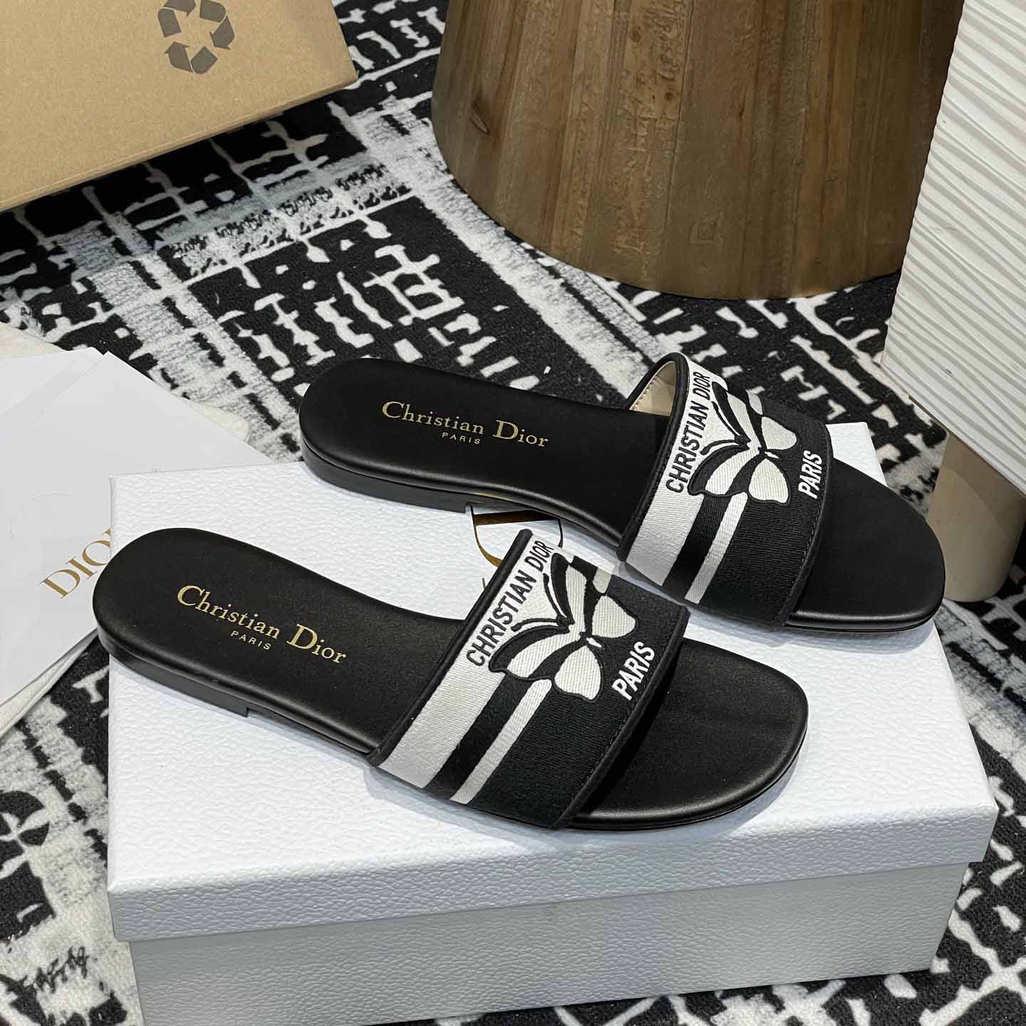 Dior Dway Slide  - EUR FASHION