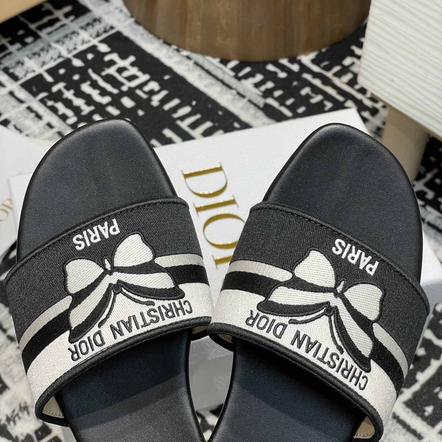 Dior Dway Slide  - EUR FASHION