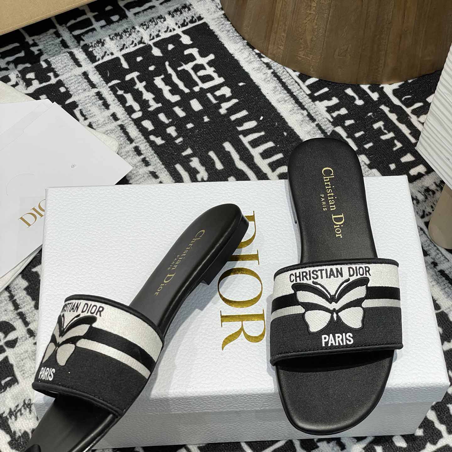 Dior Dway Slide  - EUR FASHION
