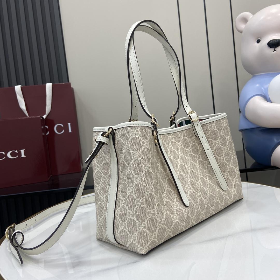 Gucci GG Emblem Small Tote Bag - EUR FASHION