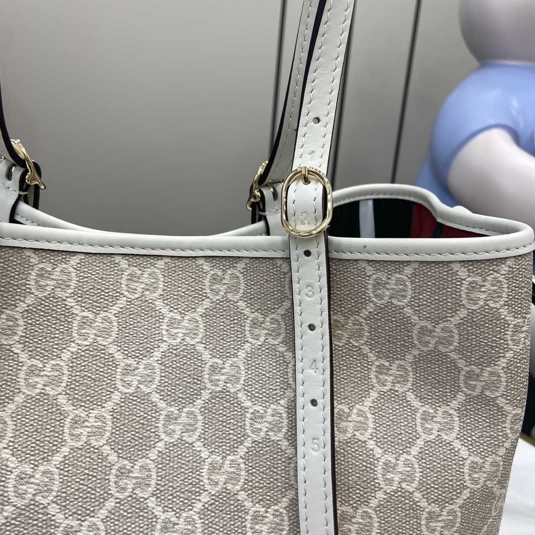 Gucci GG Emblem Small Tote Bag - EUR FASHION