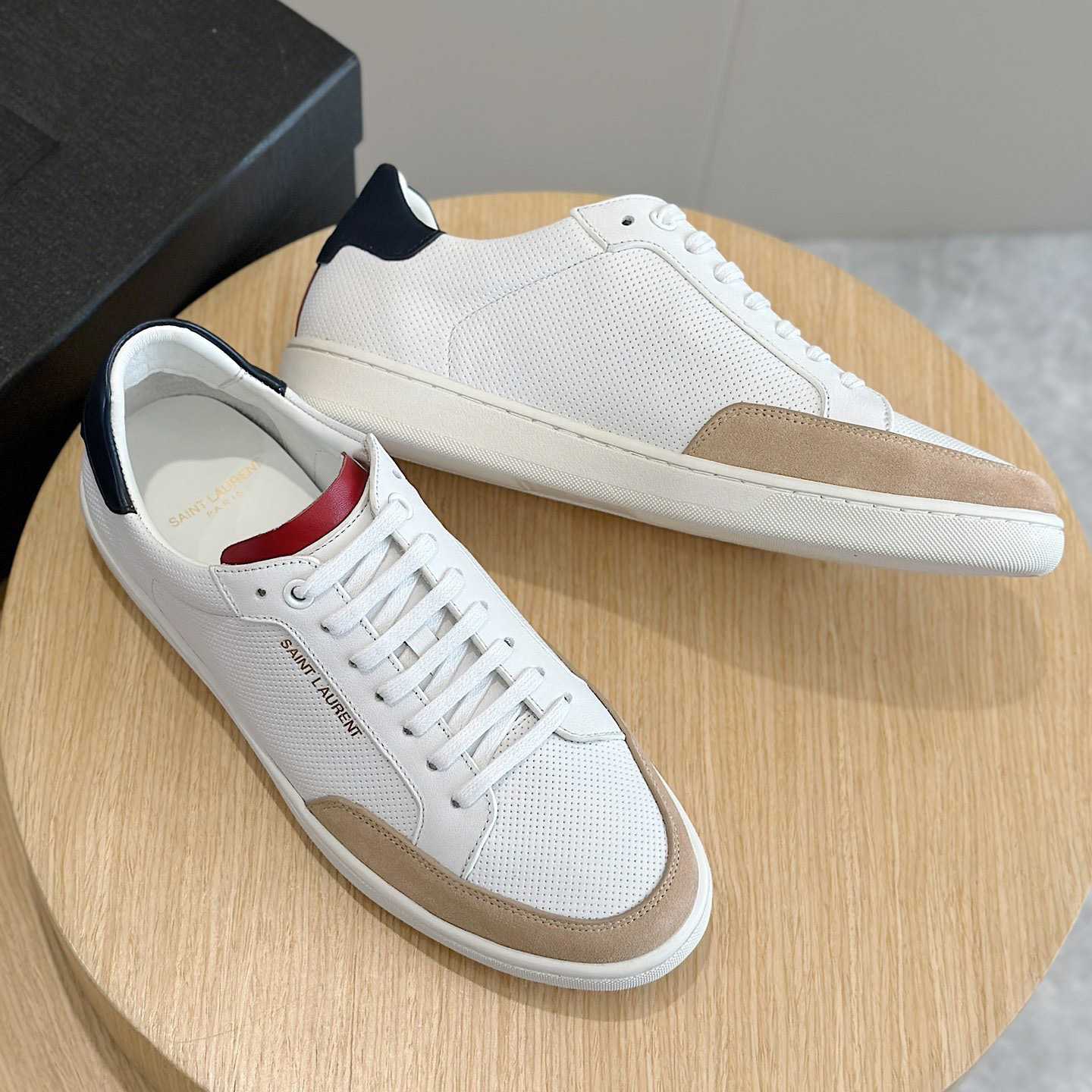Saint Laurent Court Classic SL/10 Sneakers - EUR FASHION
