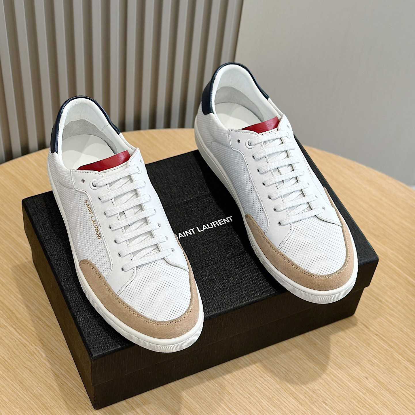 Saint Laurent Court Classic SL/10 Sneakers - EUR FASHION