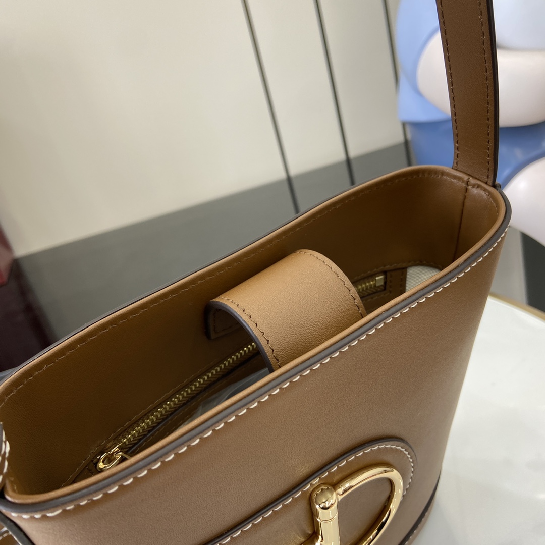 Gucci 73 Mini Bucket Bag - EUR FASHION
