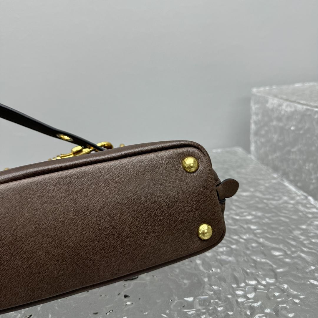 Miu Miu Aventure Leather Tote Bag (21x 8x 13cm) - EUR FASHION