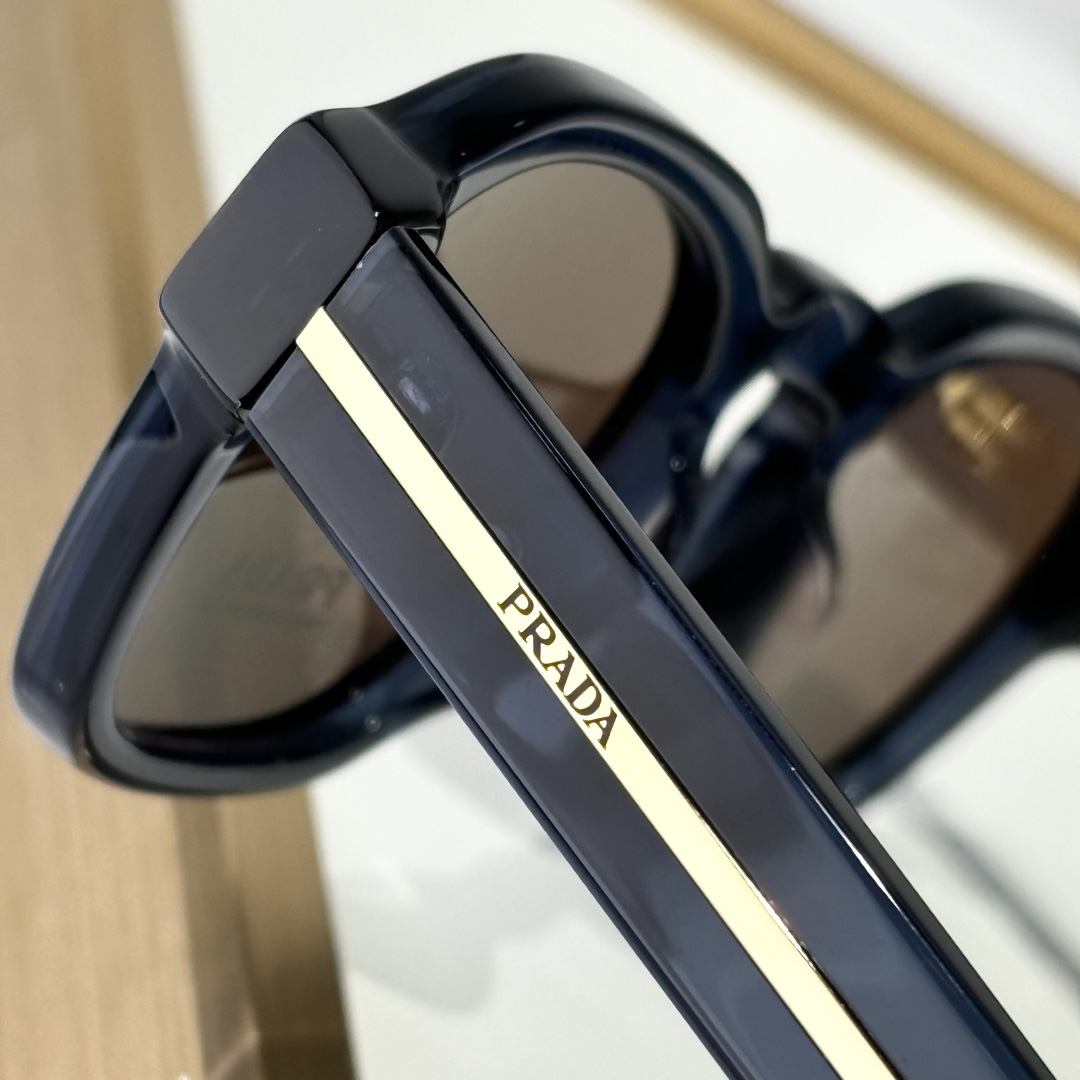 Prada Sunglasses With Iconic Metal Plaque   SPR A16SF - EUR FASHION
