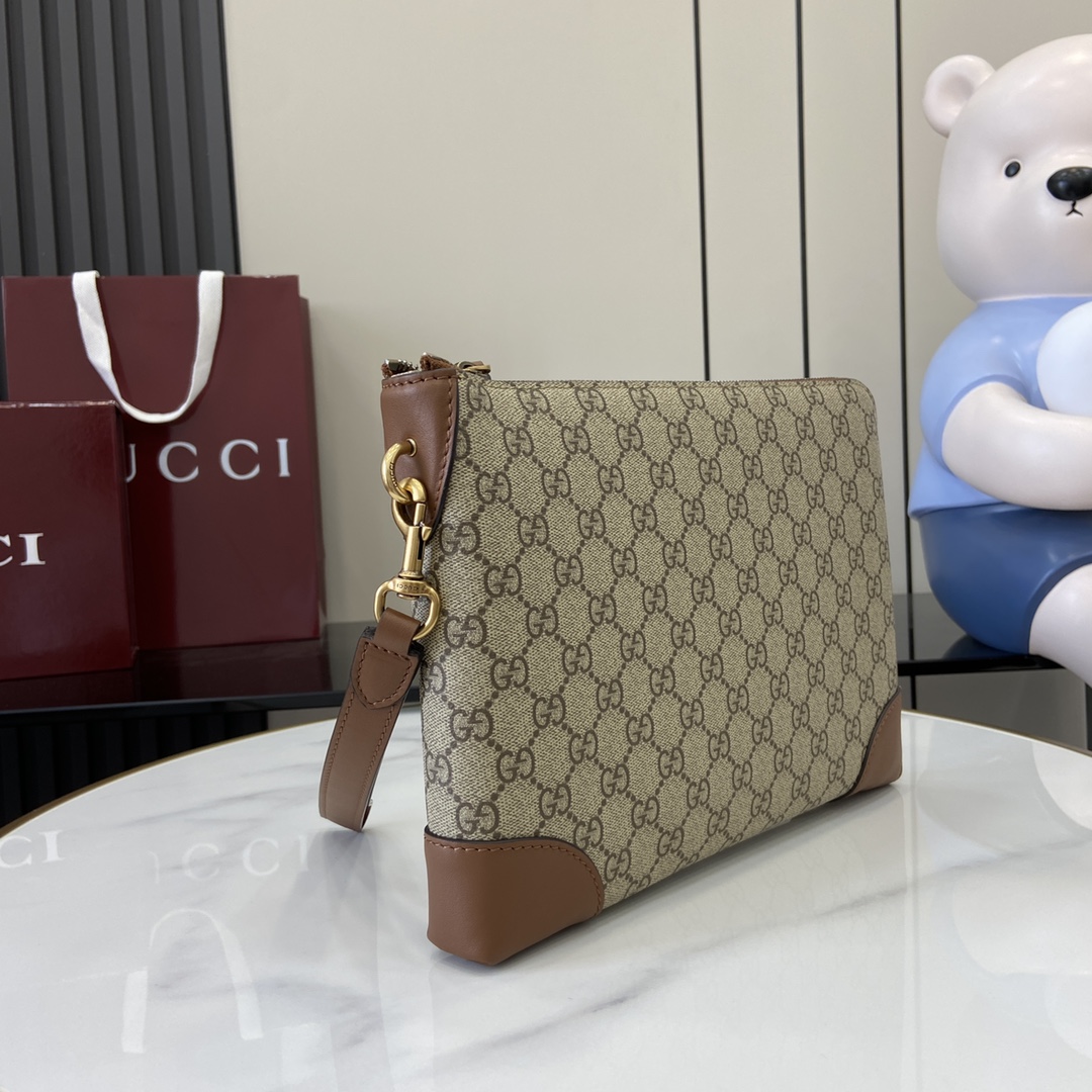 Gucci GG Emblem Small Business Case - EUR FASHION