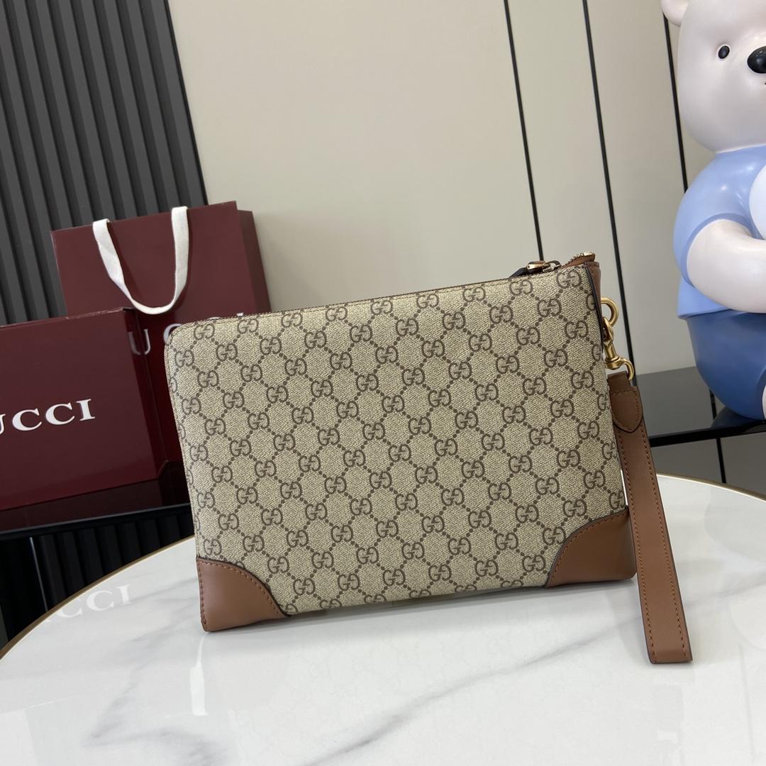 Gucci GG Emblem Small Business Case - EUR FASHION