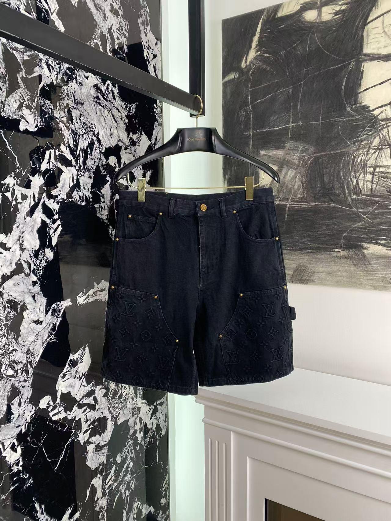 Louis Vuitton Denim Carpenter Shorts    1ABJ7D - EUR FASHION
