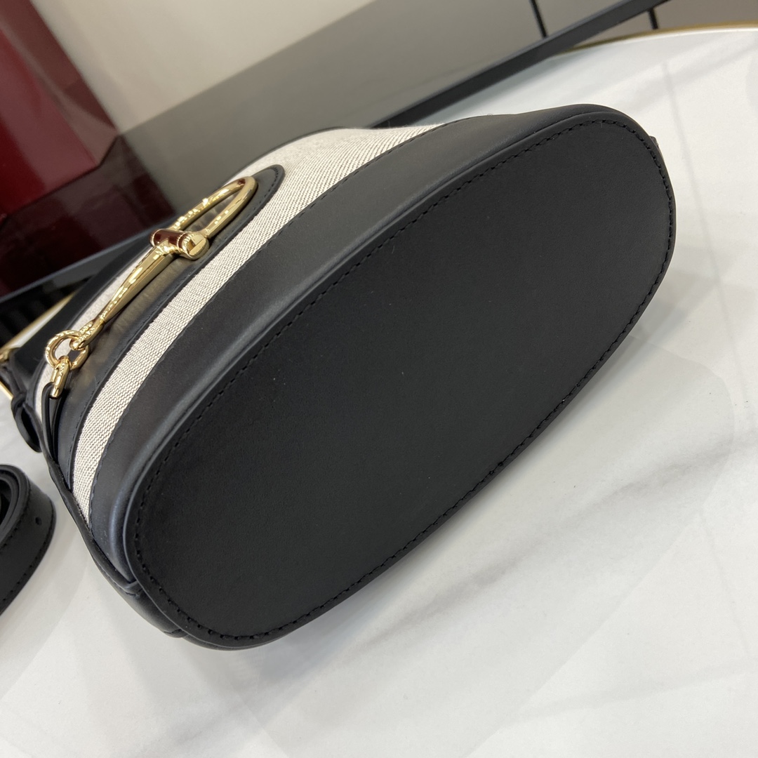 Gucci 73 Mini Bucket Bag - EUR FASHION