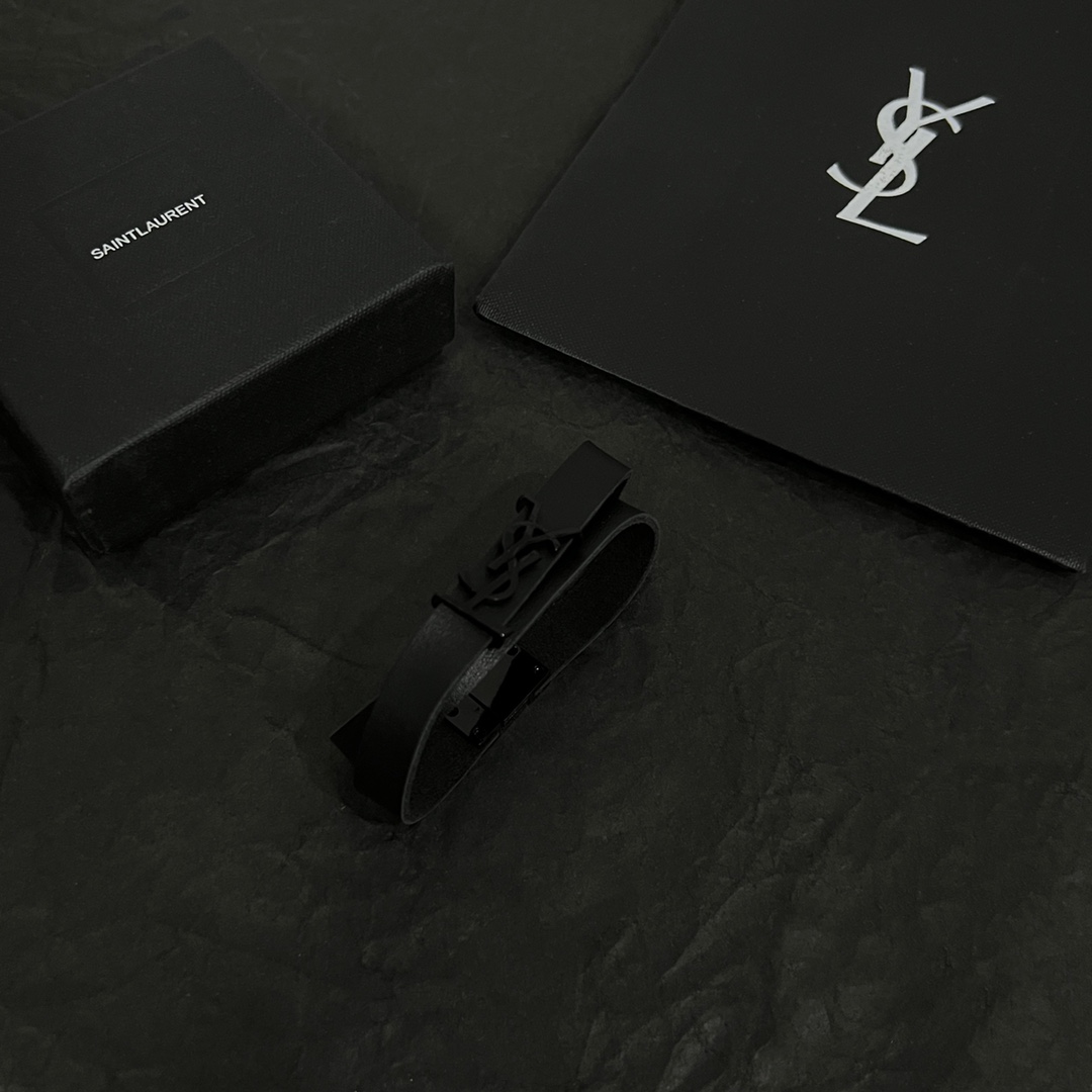 Saint Laurent Bracelet - EUR FASHION