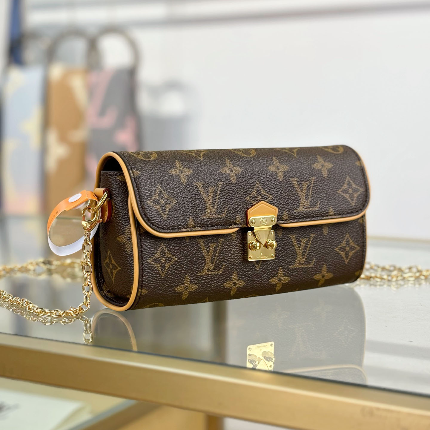  Louis Vuitton Pochette Camille   M13566 - EUR FASHION