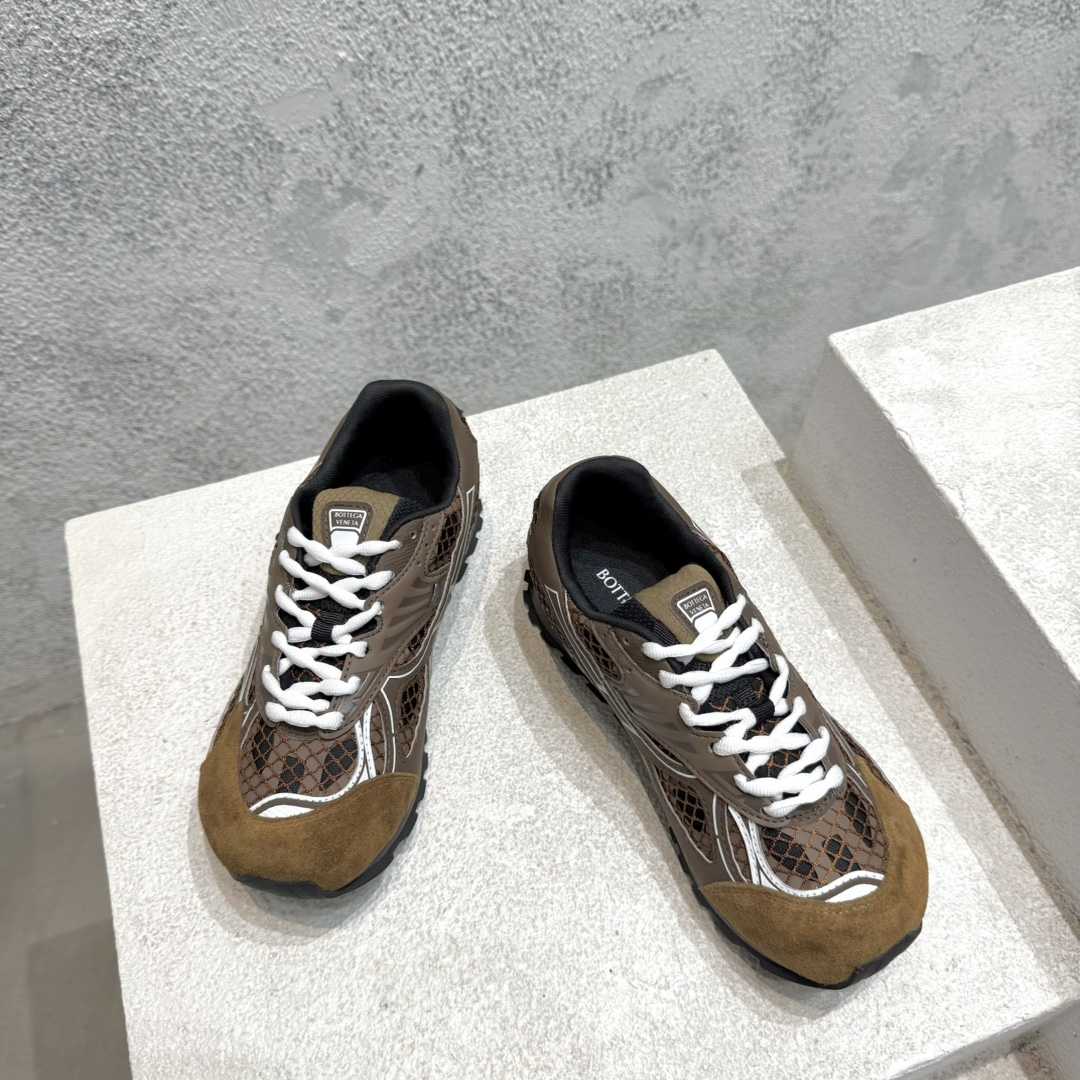 Bottega Veneta Orbit Sneaker - EUR FASHION