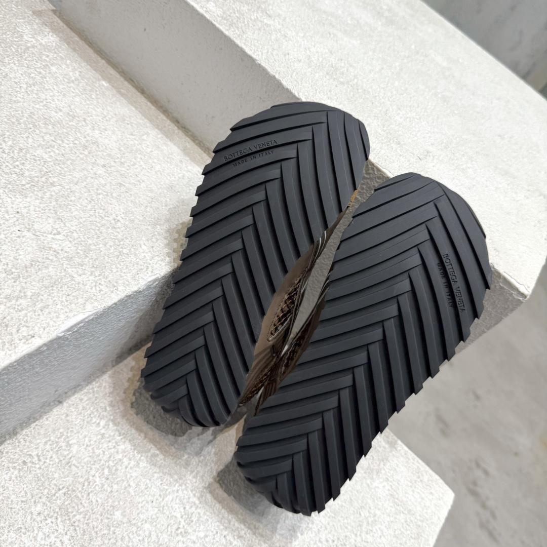 Bottega Veneta Orbit Sneaker - EUR FASHION