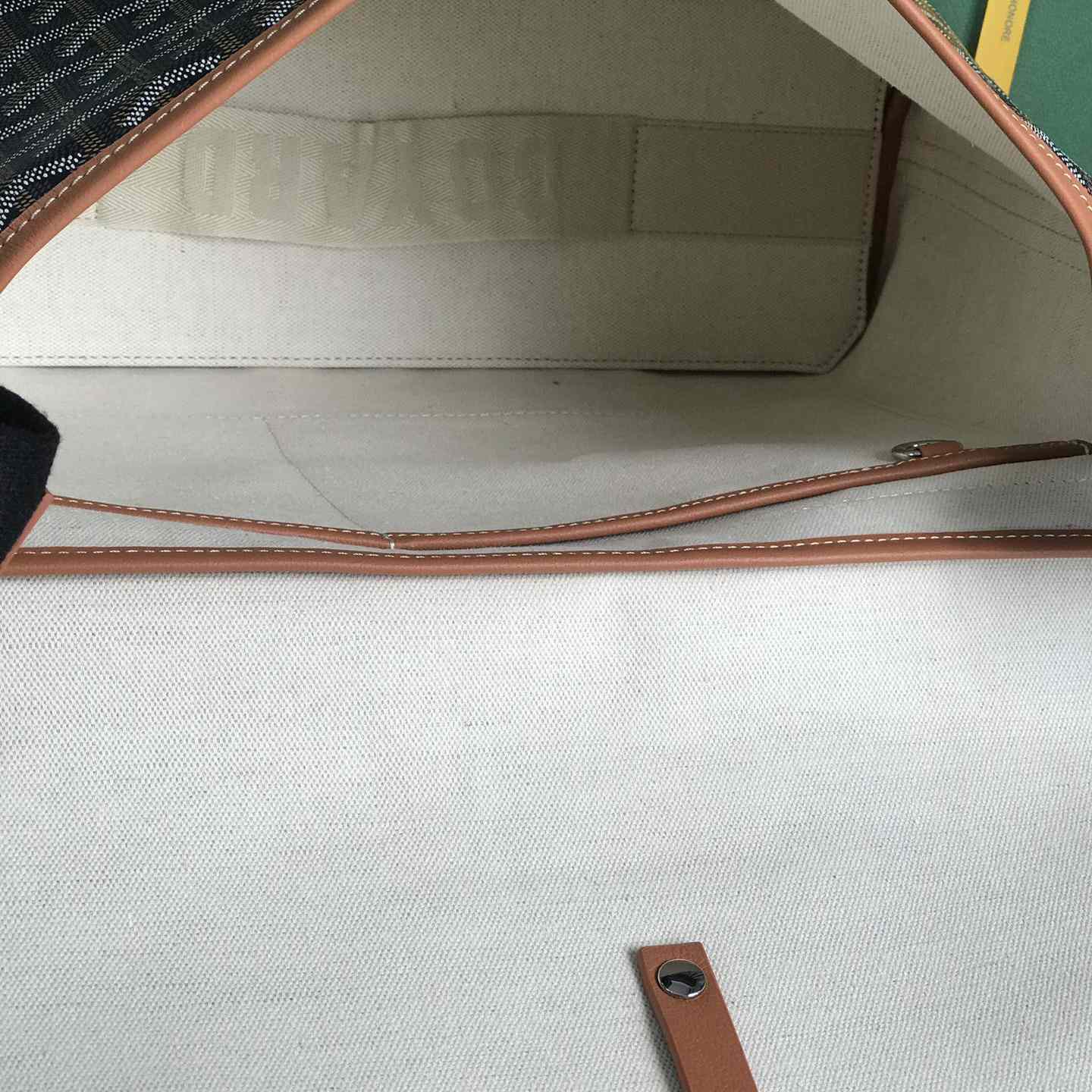 Goyard Capetien MM Messenger Bag   - EUR FASHION