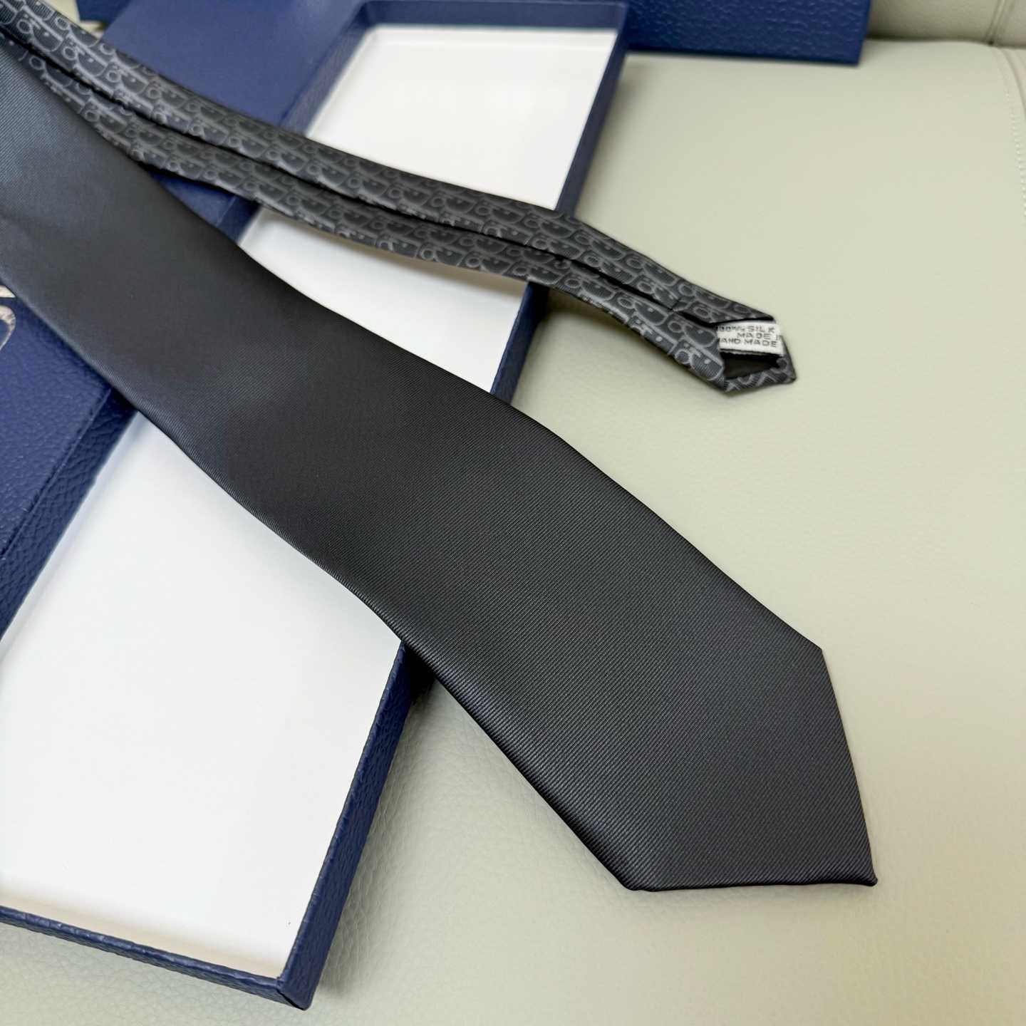 Dior Striped Dior Oblique Tie - EUR FASHION