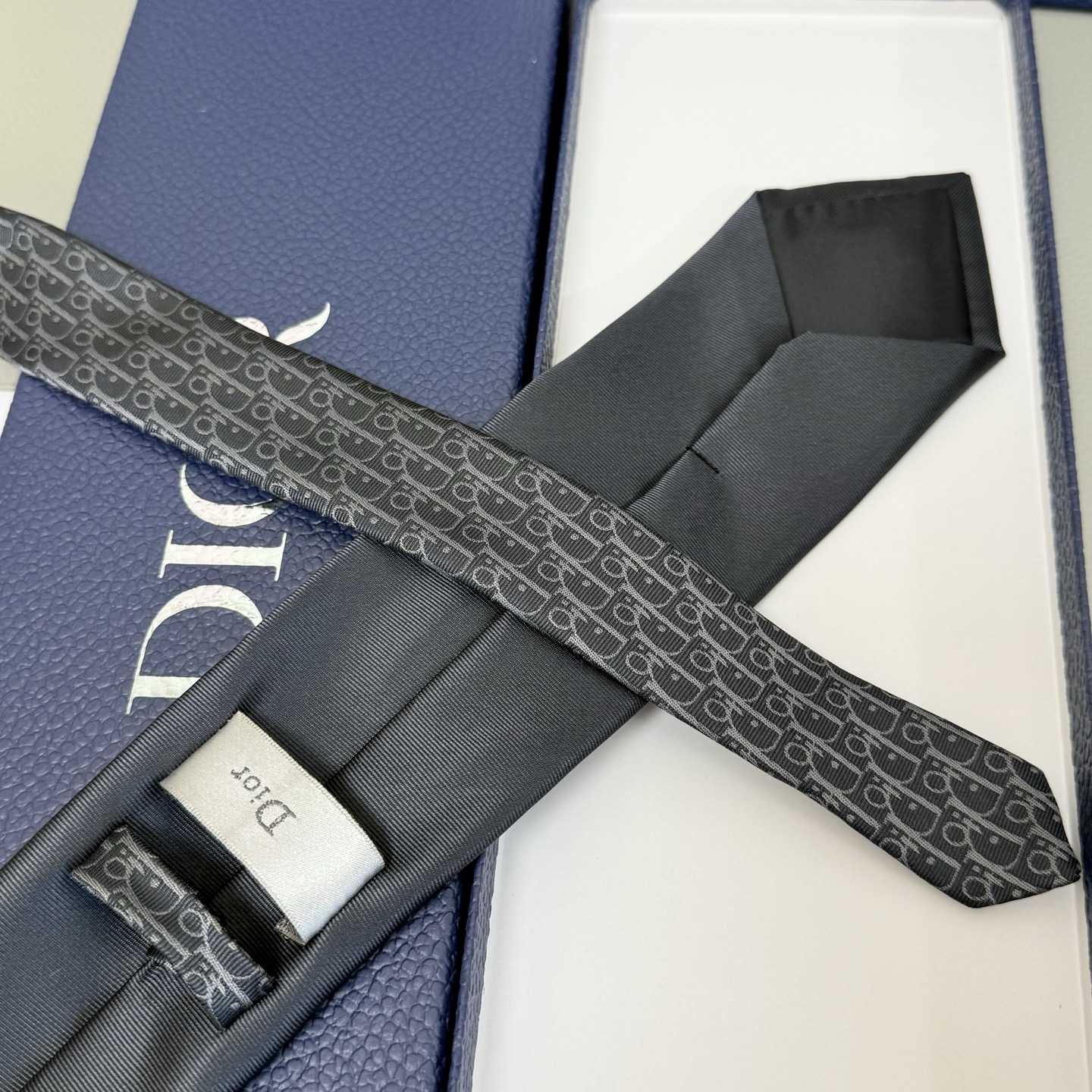 Dior Striped Dior Oblique Tie - EUR FASHION