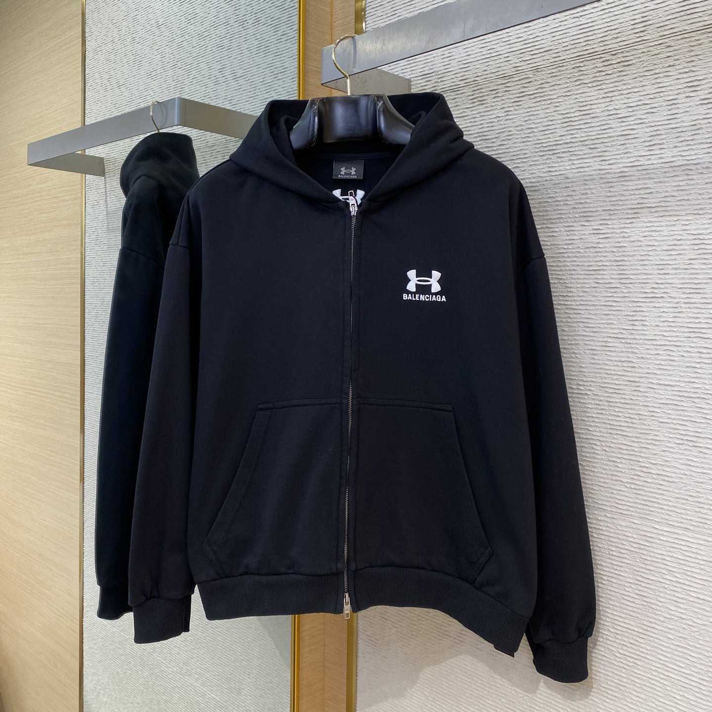 Balenciaga Under Armour® Zip-Up Hoodie Regular Fit - EUR FASHION