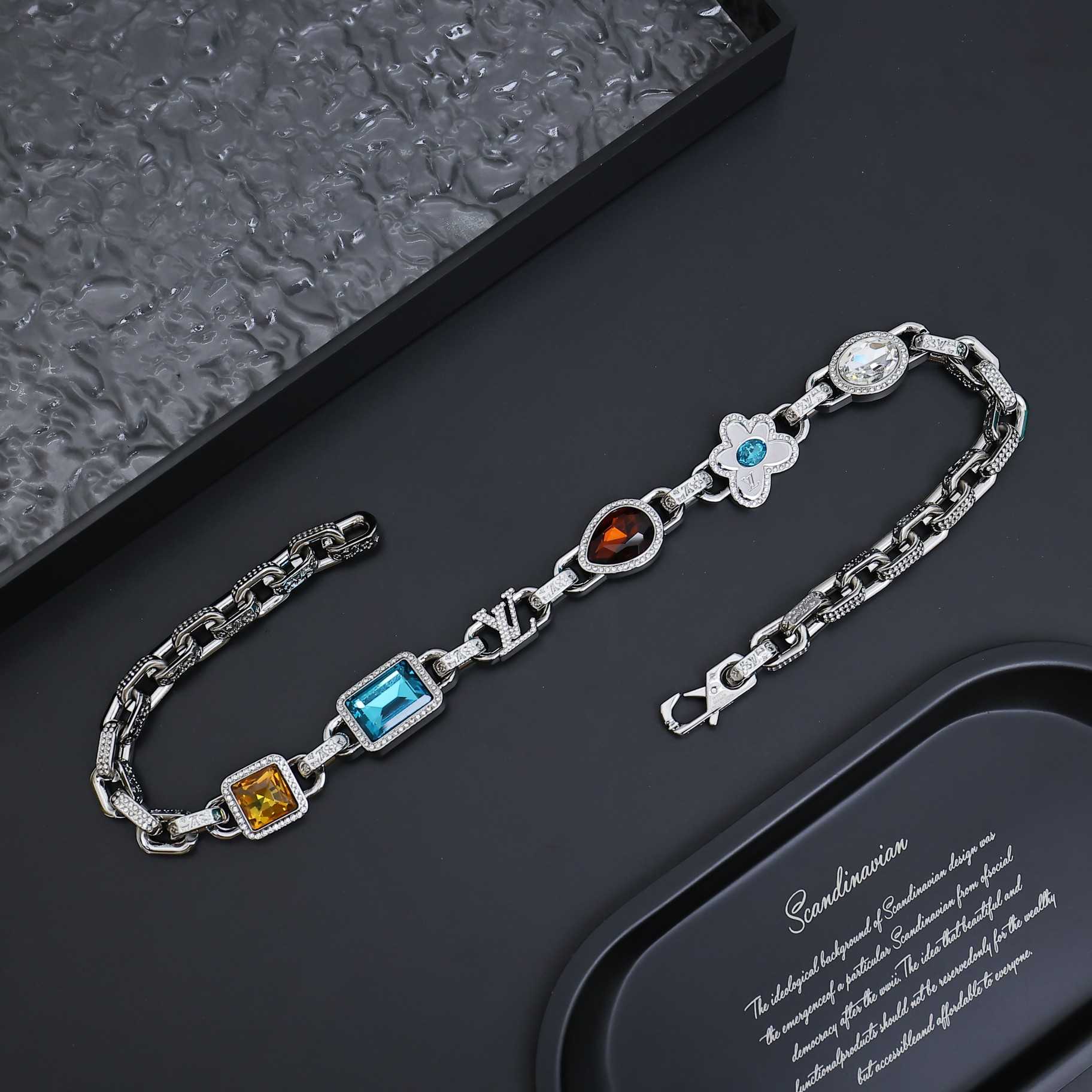 Louis Vuitton Paradise Stone Necklace   - EUR FASHION