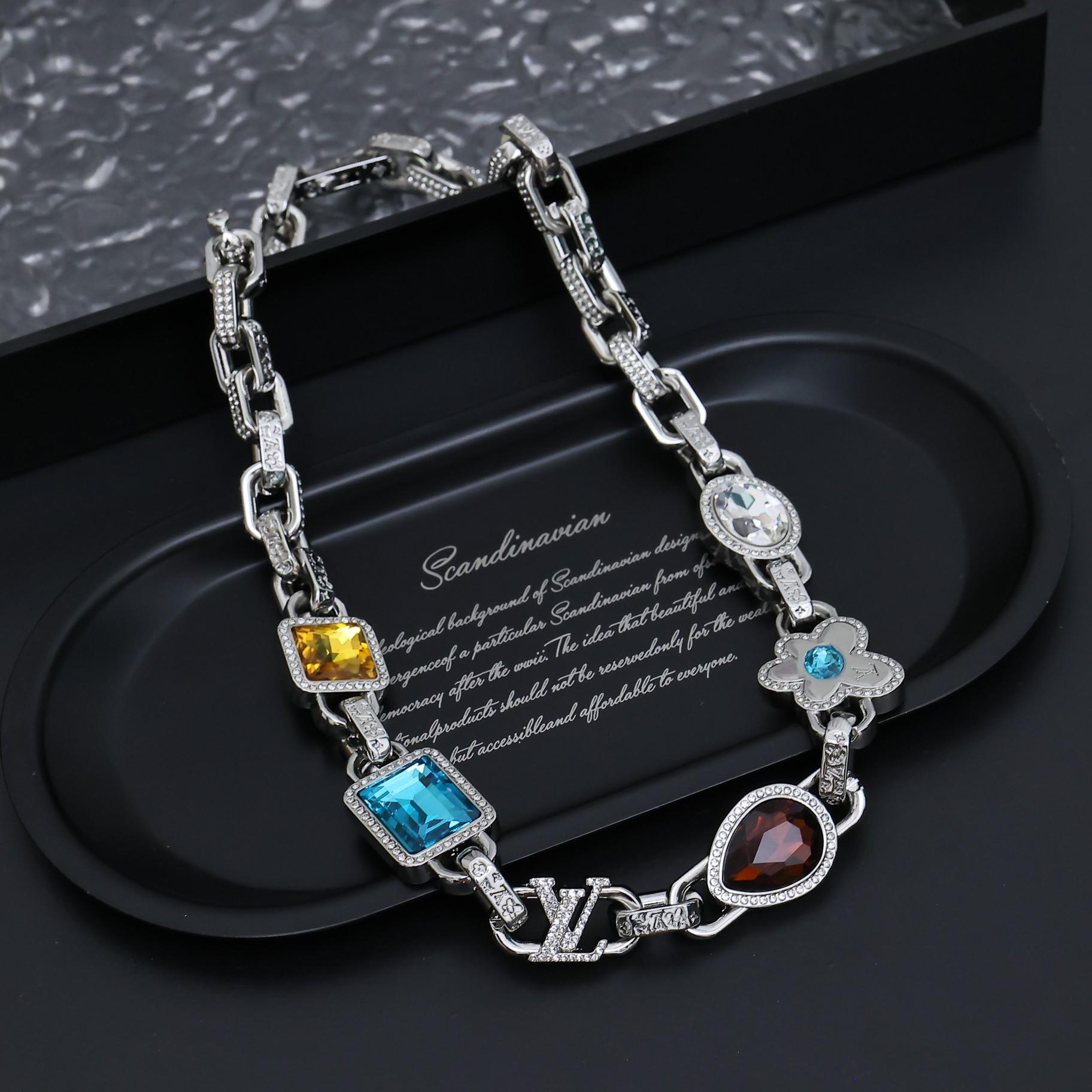 Louis Vuitton Paradise Stone Necklace   - EUR FASHION