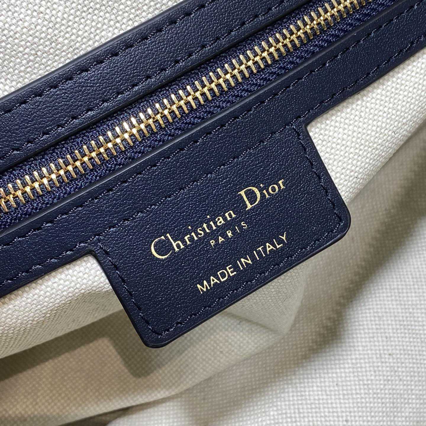 Dior Medium D-Journey Bag   - EUR FASHION
