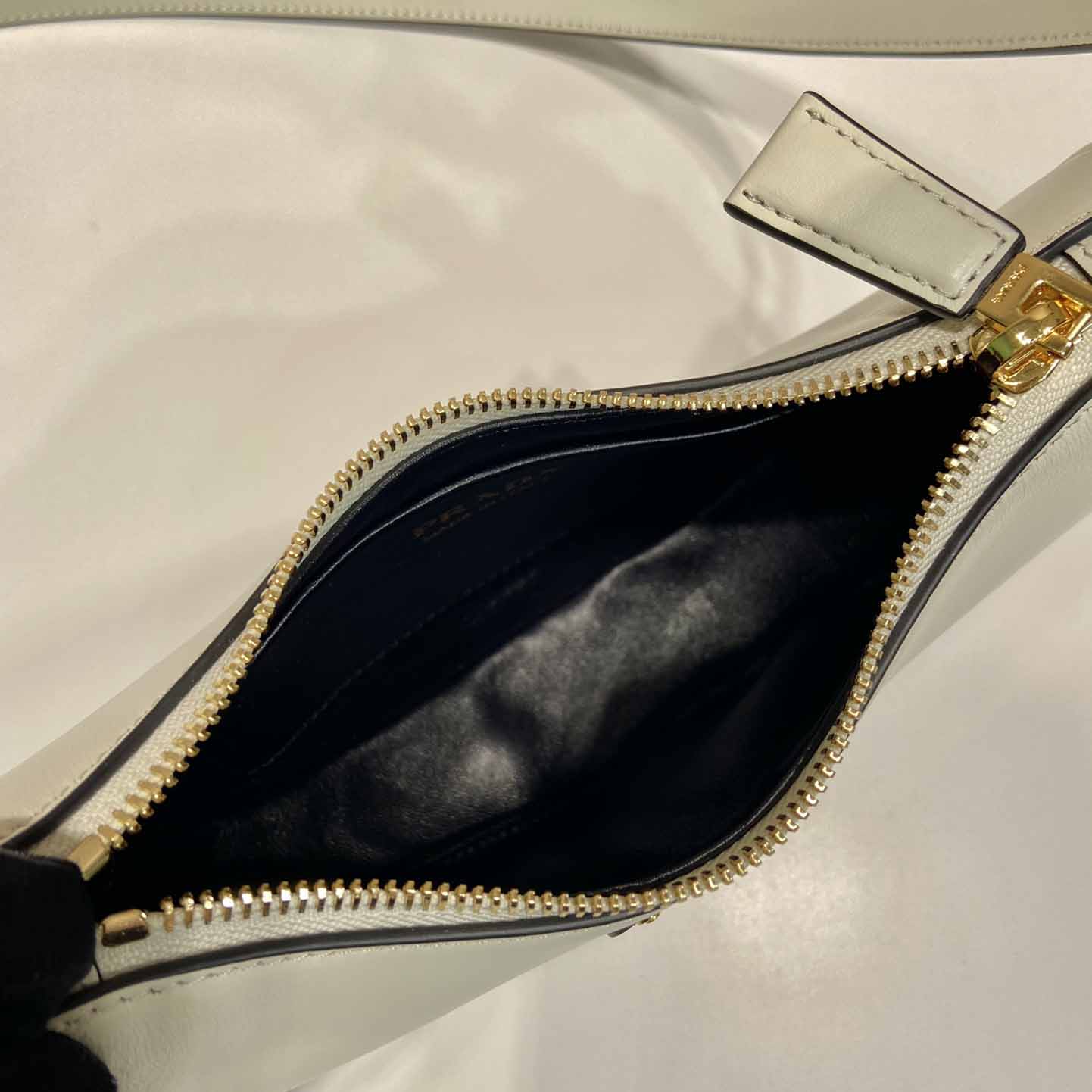 Prada Arqué Small Leather Shoulder Bag - EUR FASHION
