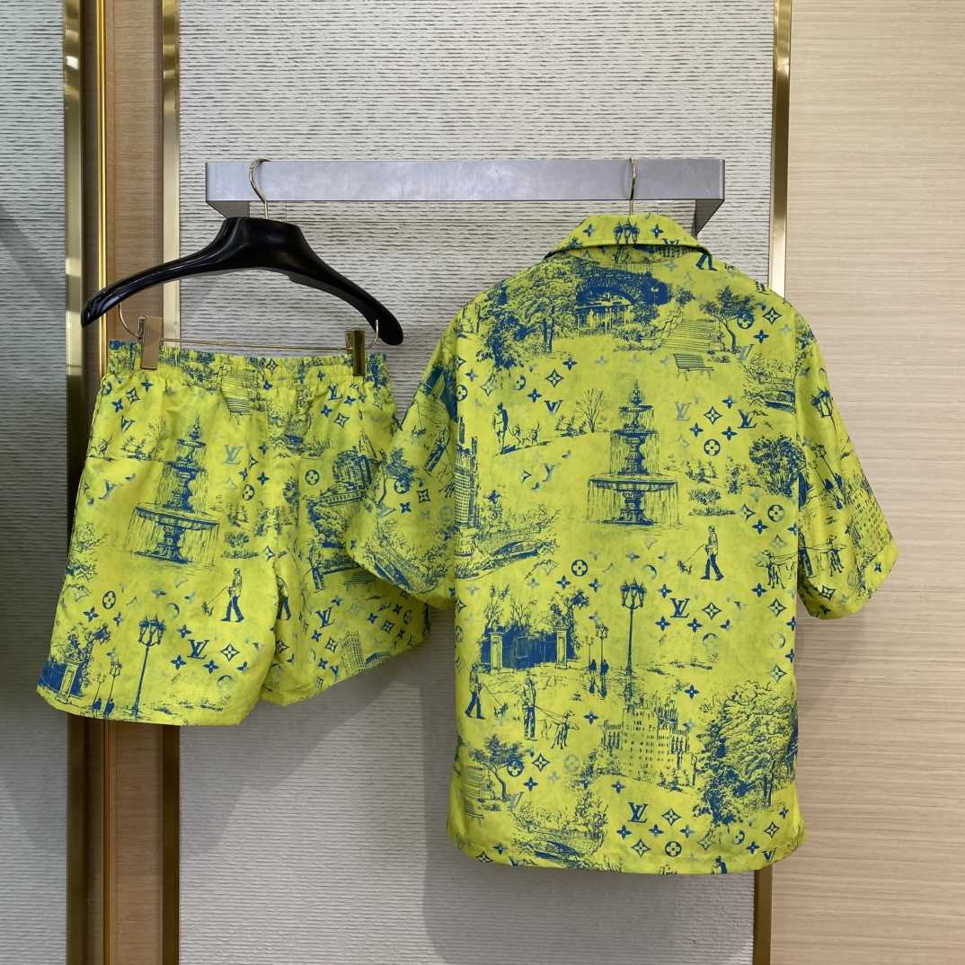 Louis Vuitton Tracksuits - EUR FASHION