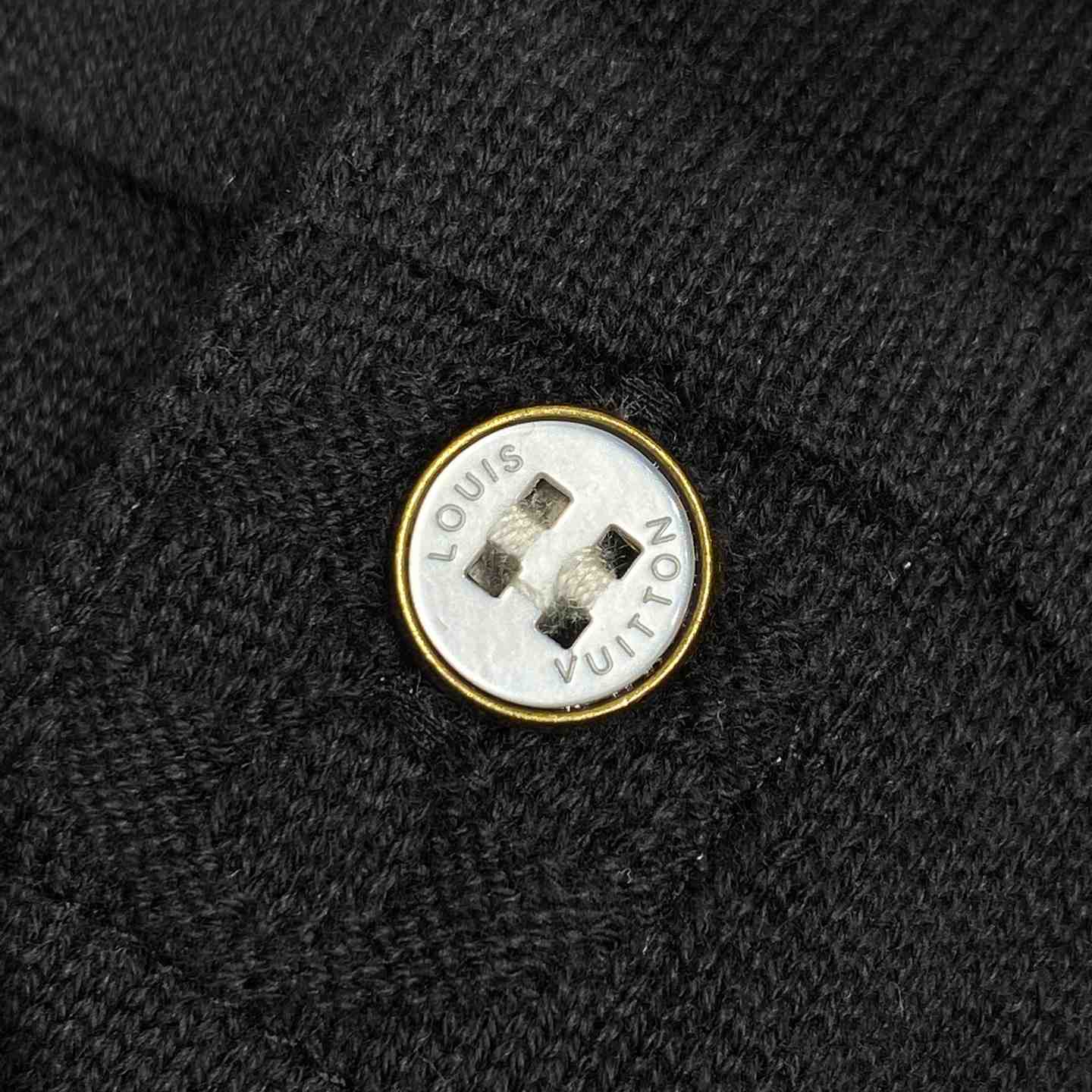 Louis Vuitton Monogram Jacquard Long-Sleeved Polo Shirt   1AGTMB - EUR FASHION