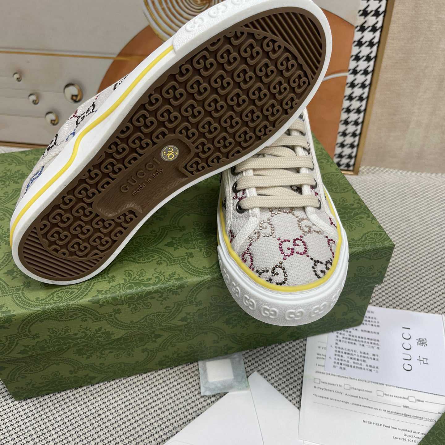 Gucci Crystal Low Top Sneakers  - EUR FASHION