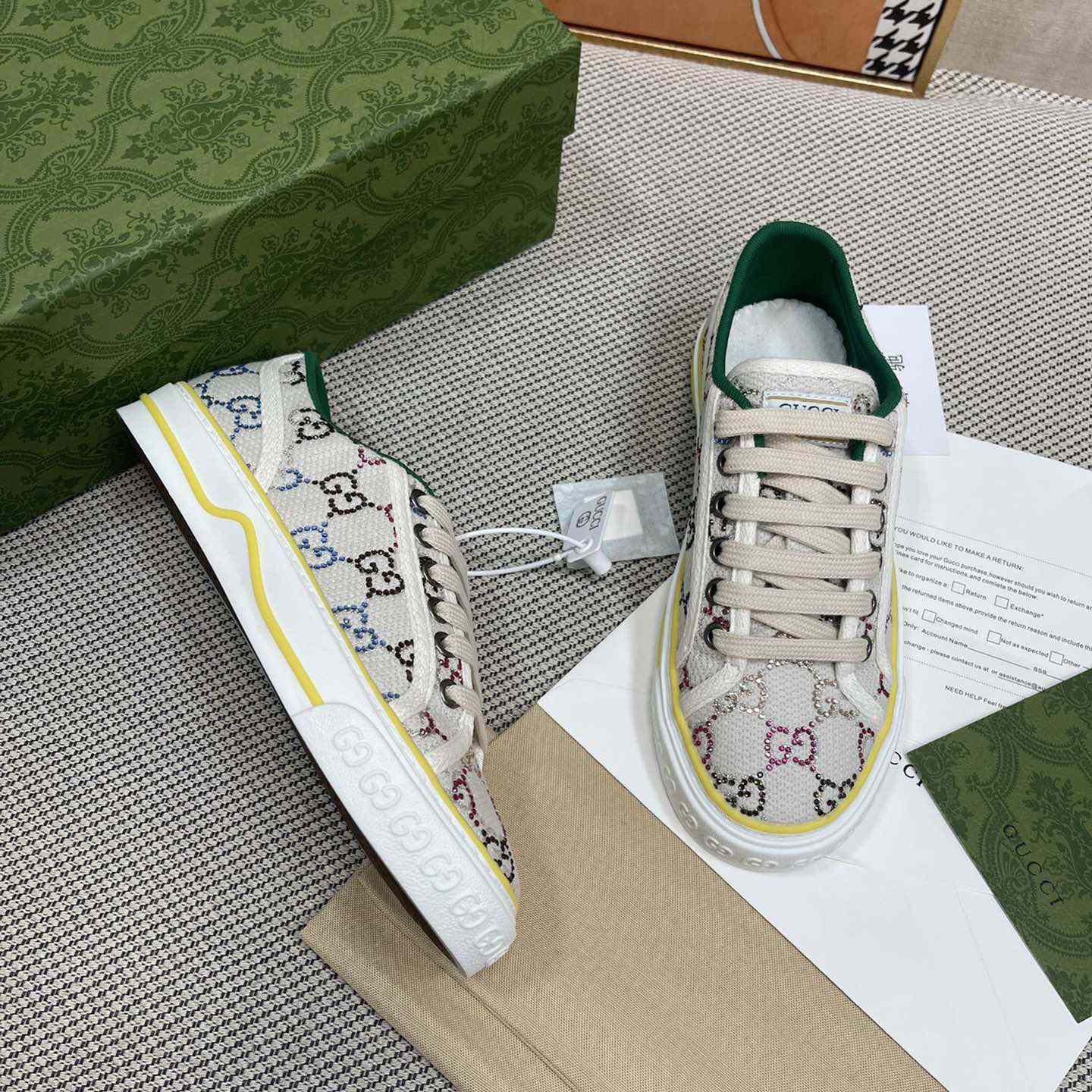Gucci Crystal Low Top Sneakers  - EUR FASHION
