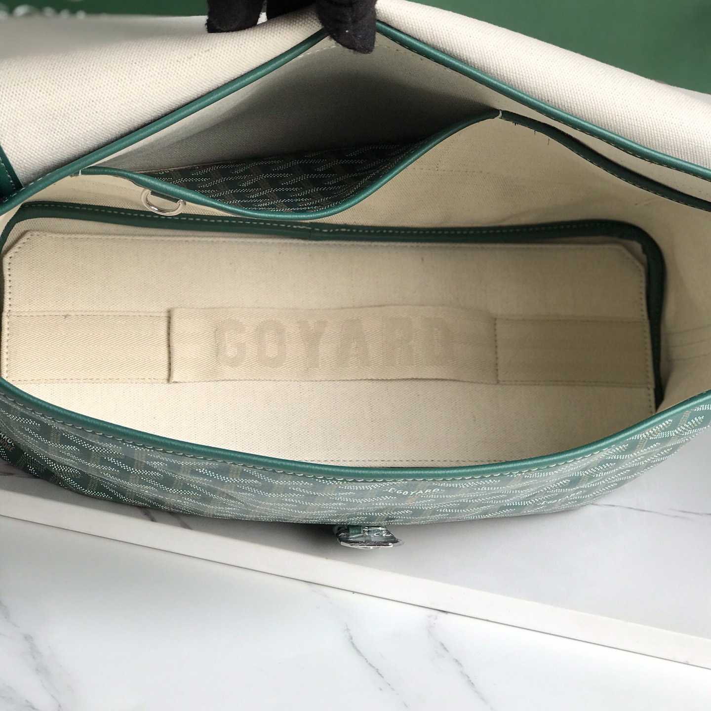 Goyard Capetien MM Messenger Bag   - EUR FASHION