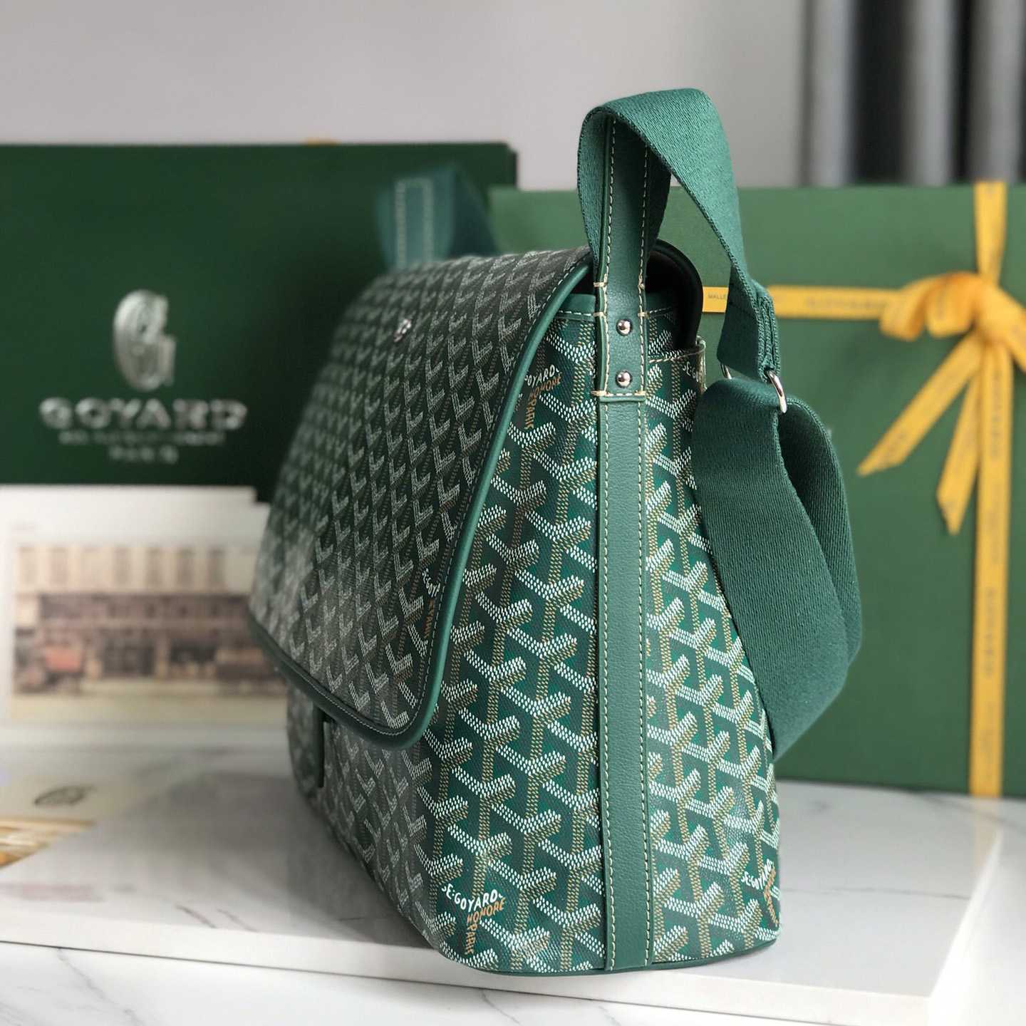 Goyard Capetien MM Messenger Bag   - EUR FASHION