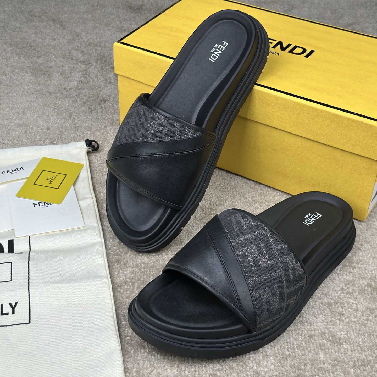 Fendi Diagonal Slides  - EUR FASHION