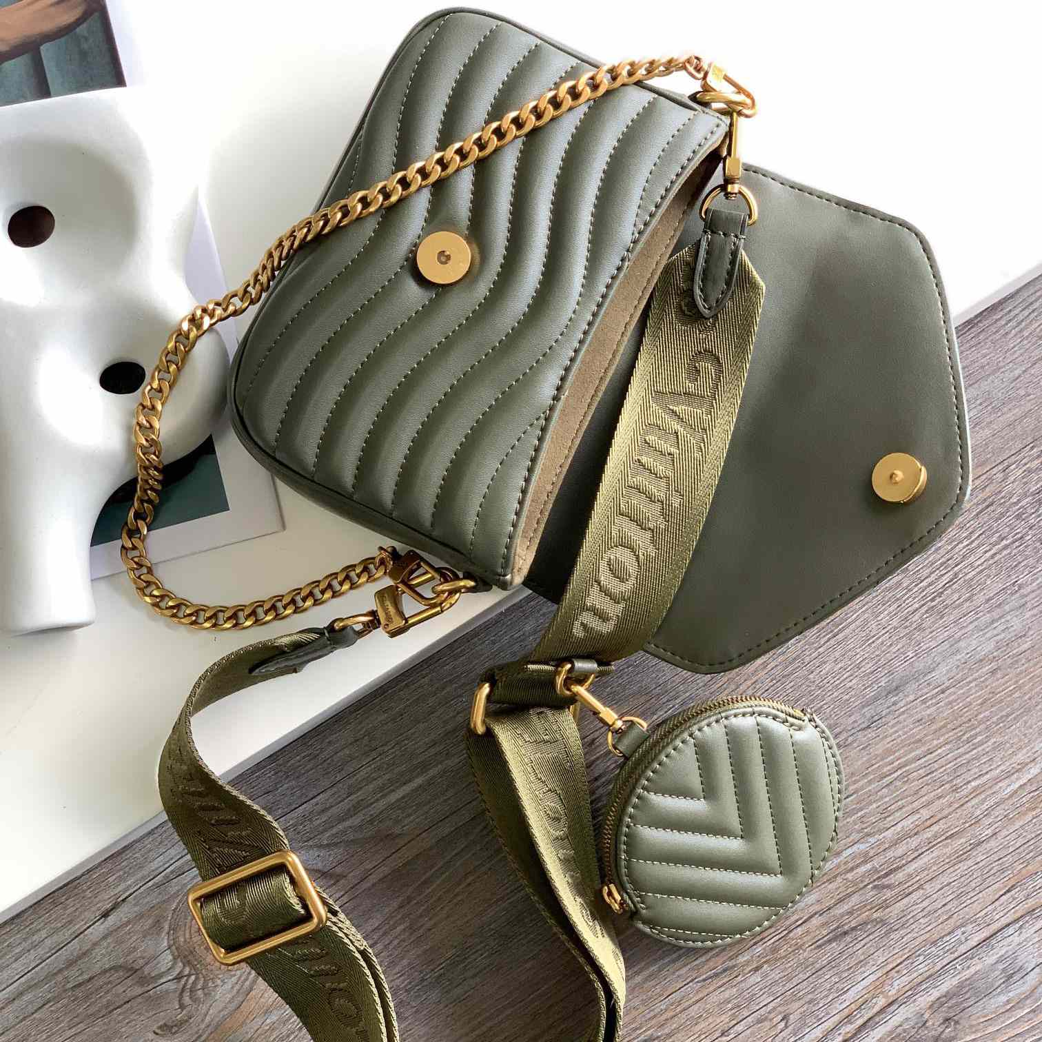  Louis Vuitton New Wave Multi-Pochette   （21x13x6.5cm）  M56471 - EUR FASHION