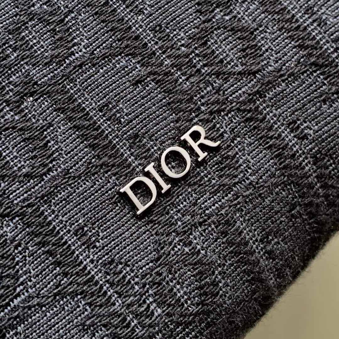 Dior Rider 2.0 Sling Bag  - EUR FASHION