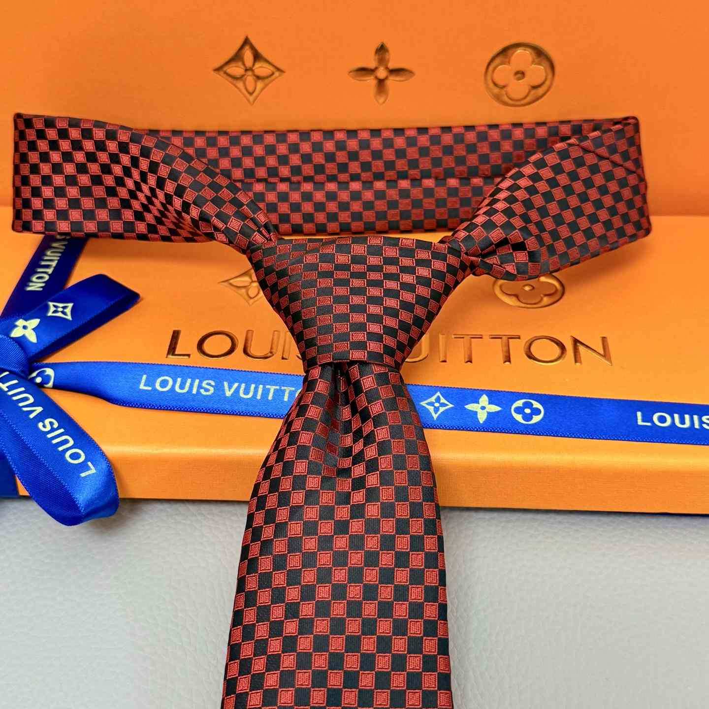 Louis Vuitton Damier Classique Tie - EUR FASHION