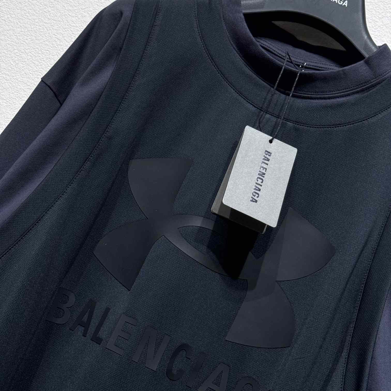 Balenciaga Under Armour® Triple Layered T-Shirt  - EUR FASHION
