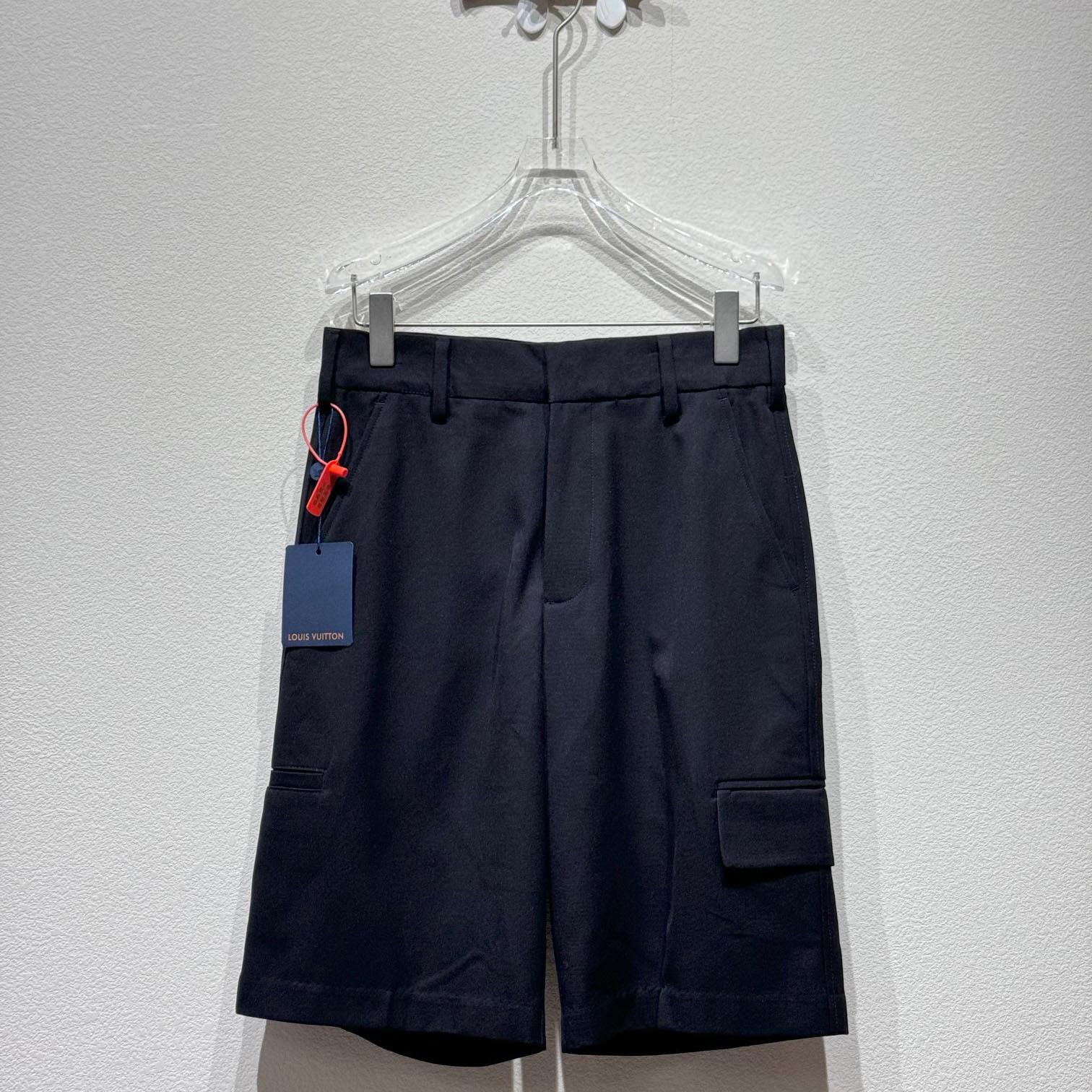 Louis Vuitton Cargo Shorts - EUR FASHION