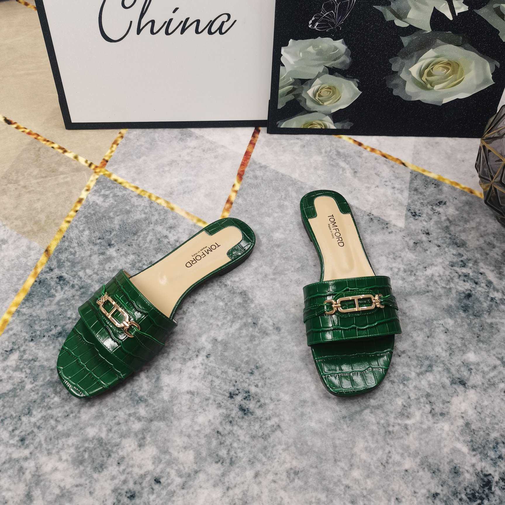 Tom Ford Whitney Slides - EUR FASHION