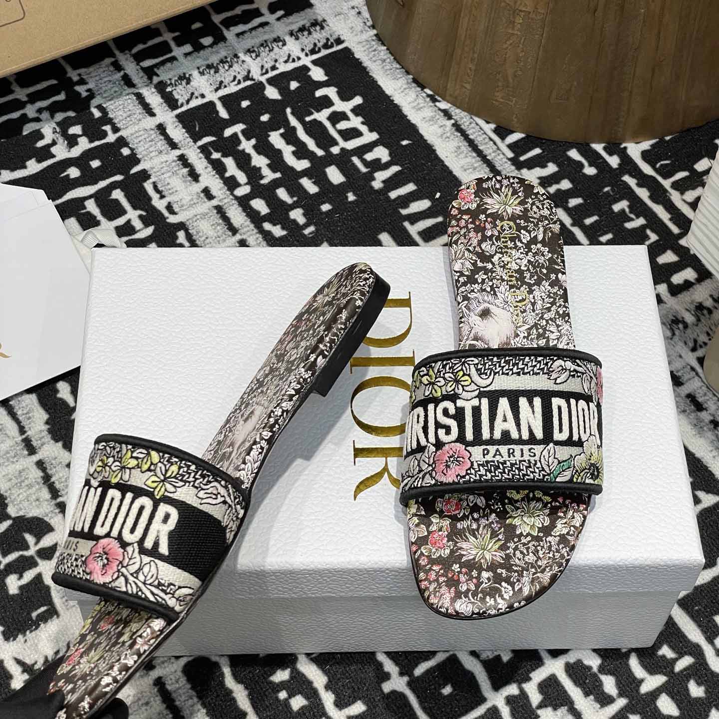 Dior Dway Slide  - EUR FASHION