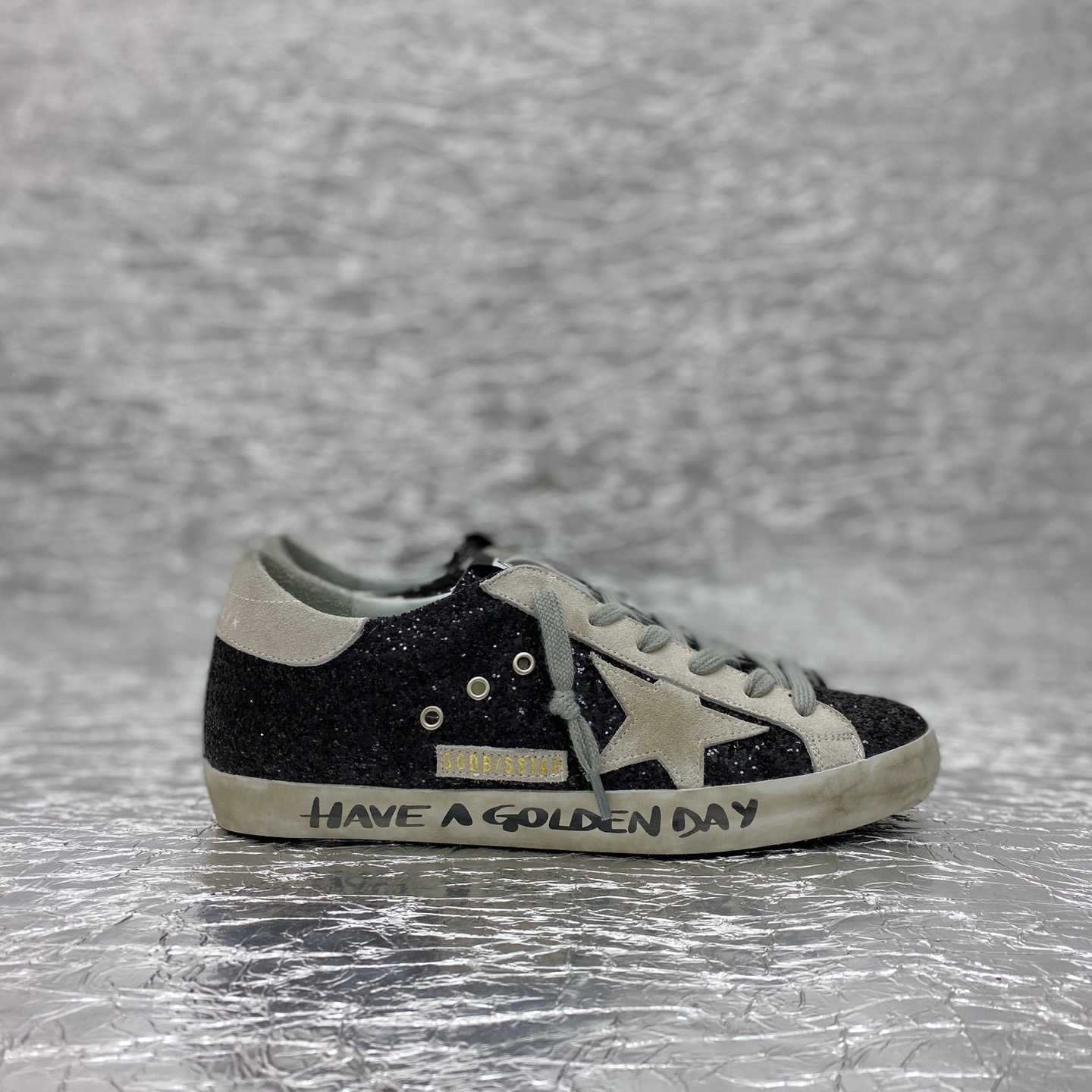 Golden Goose Sneakers - EUR FASHION