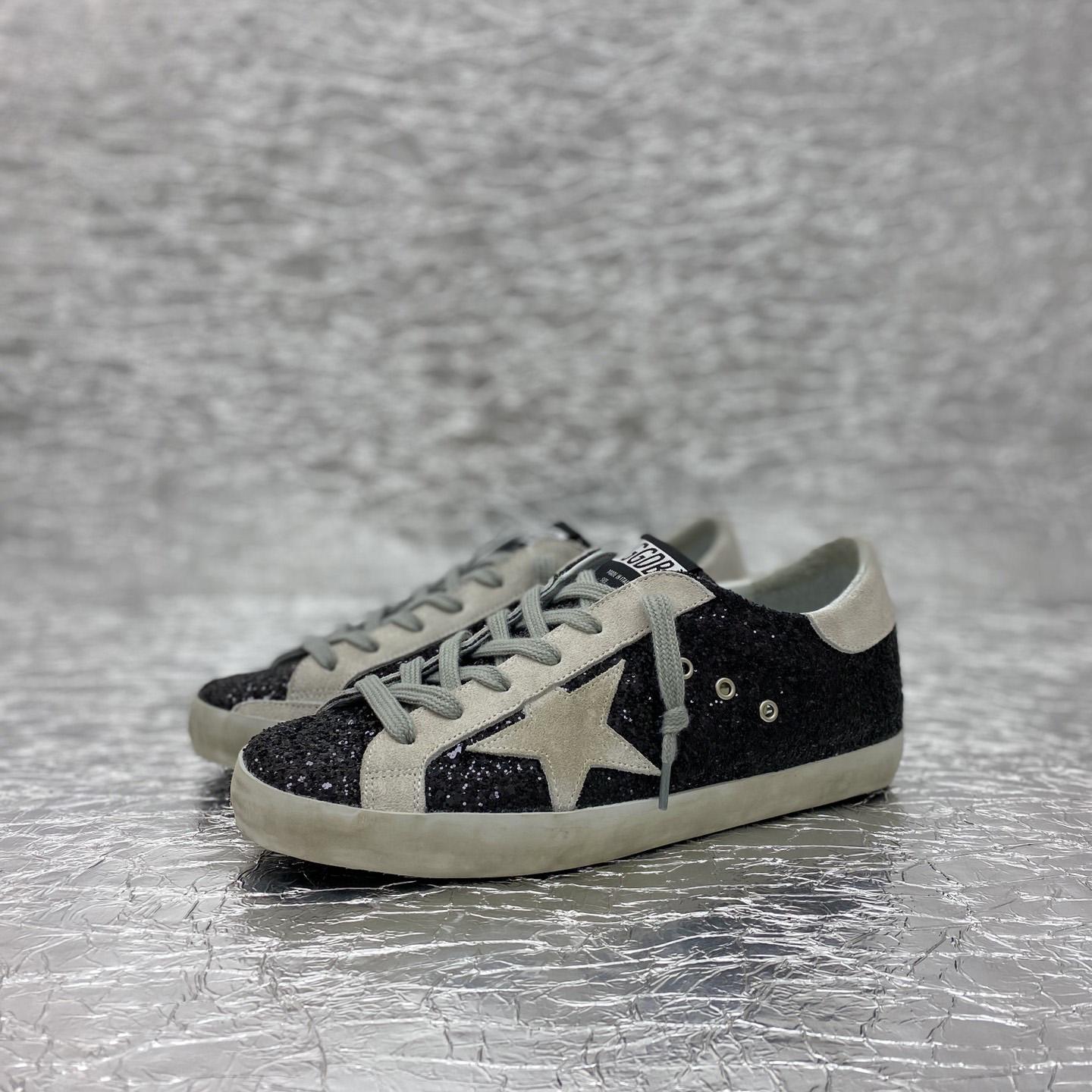 Golden Goose Sneakers - EUR FASHION