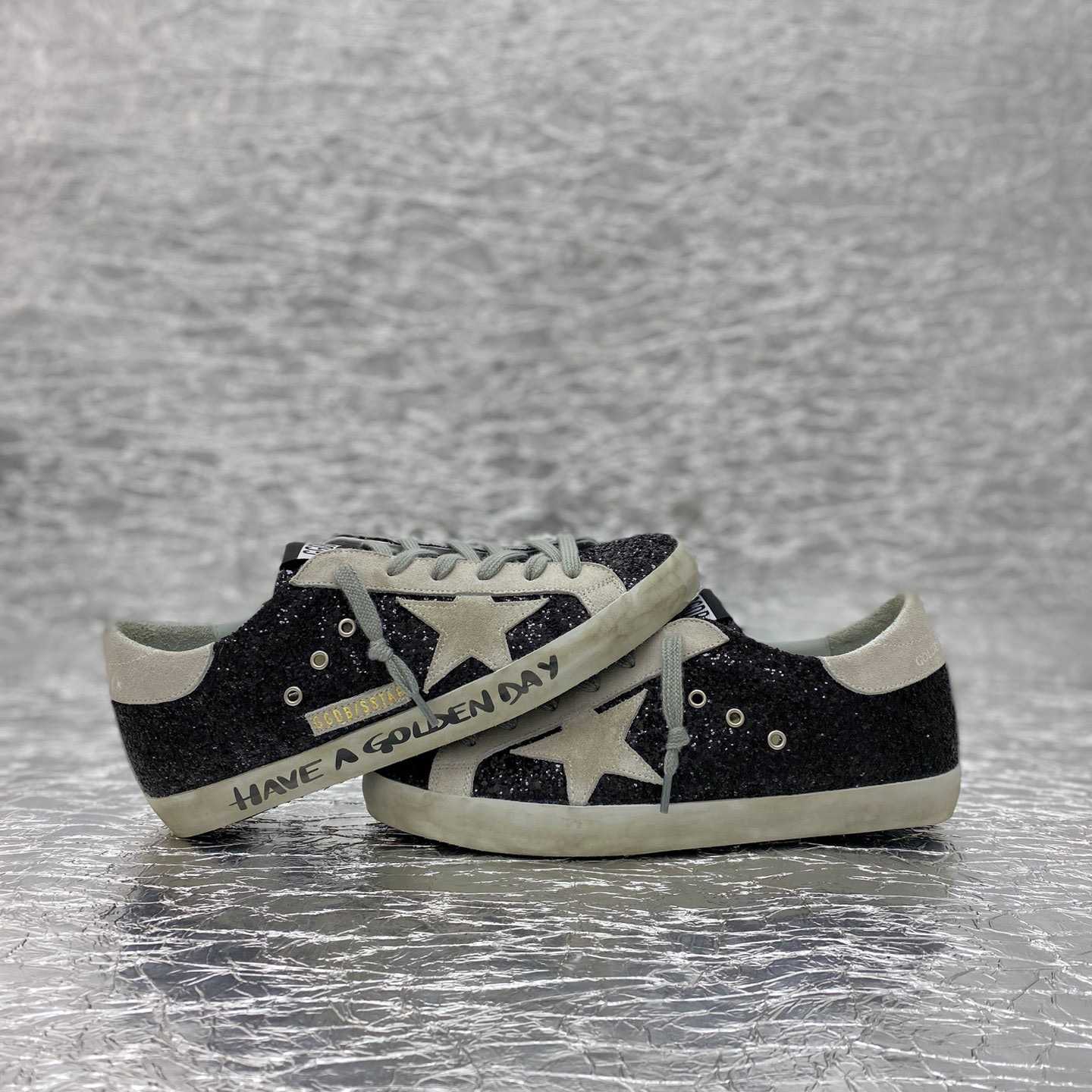Golden Goose Sneakers - EUR FASHION