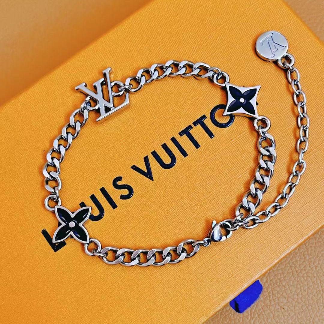 Louis Vuitton LV Spike Bracelet    M1520 - EUR FASHION
