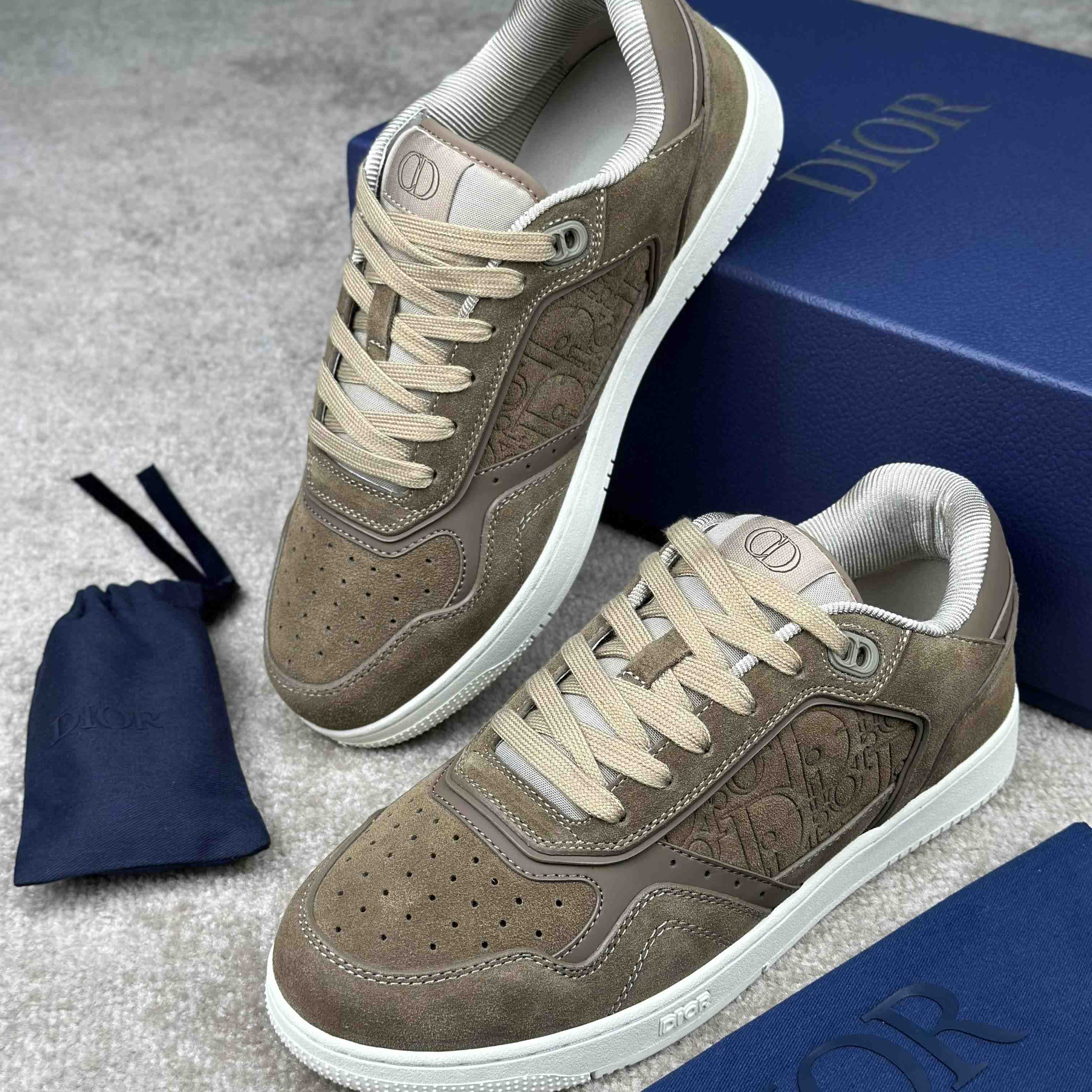 Dior B27 Low-Top Sneaker  - EUR FASHION