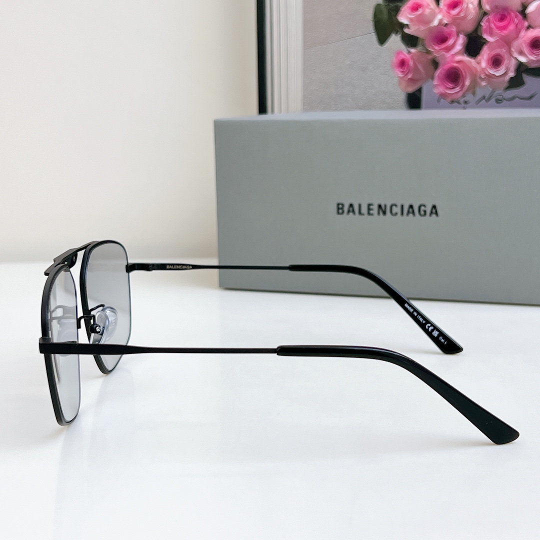 Balenciaga Tag 2.0 Navigator Sunglasses   BB0246SA - EUR FASHION