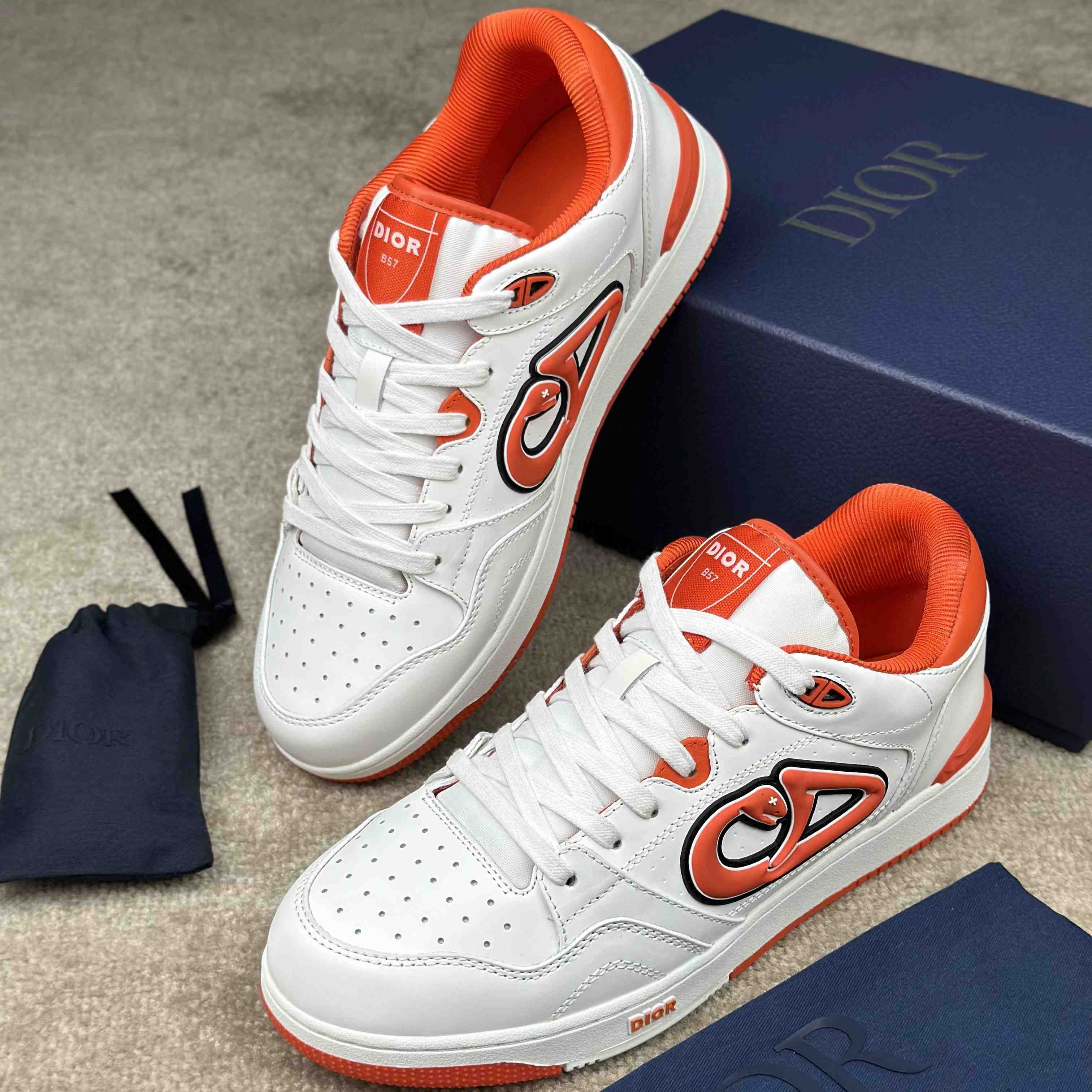 DIOR AND KAWS B57 Dribble Low-Top Sneaker  - EUR FASHION