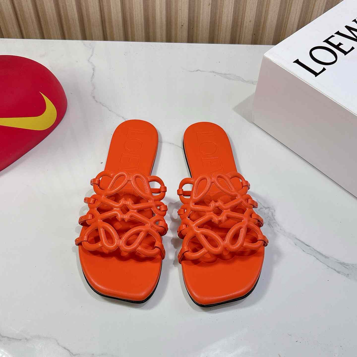 Loewe Petal Anagram Slide In Soft Calfskin - EUR FASHION