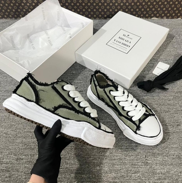 Mihara Yasuhiro  Low-top Sneaker - EUR FASHION